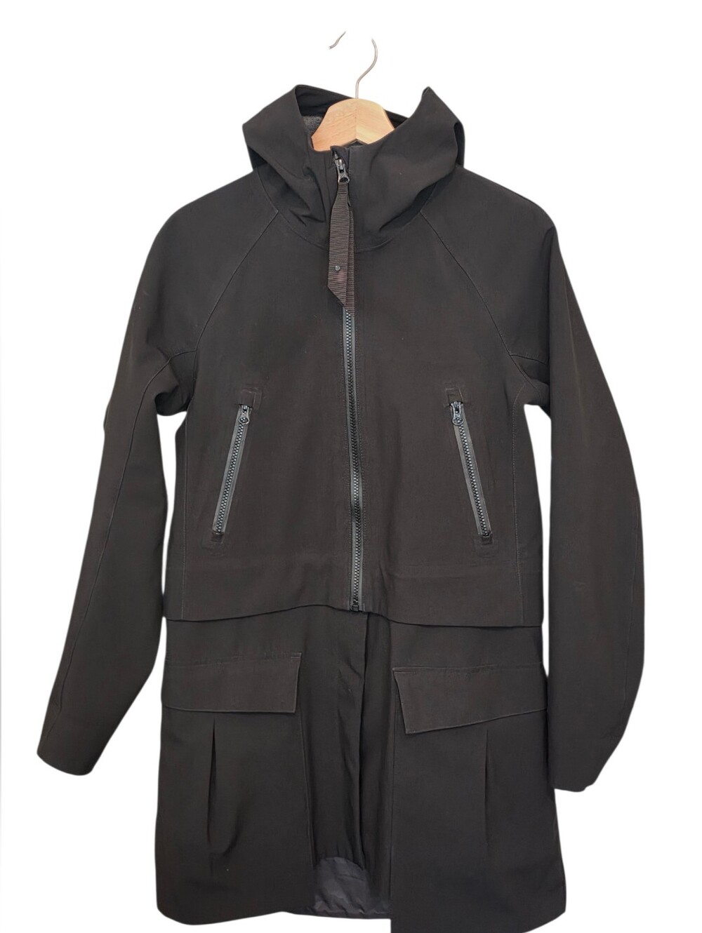 Lululemon Rain Or Shine Hooded Black Detachable Bottom Raincoat Jacket Size 6